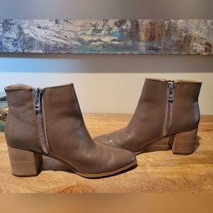 Taupe leather booties Charles David 7.5